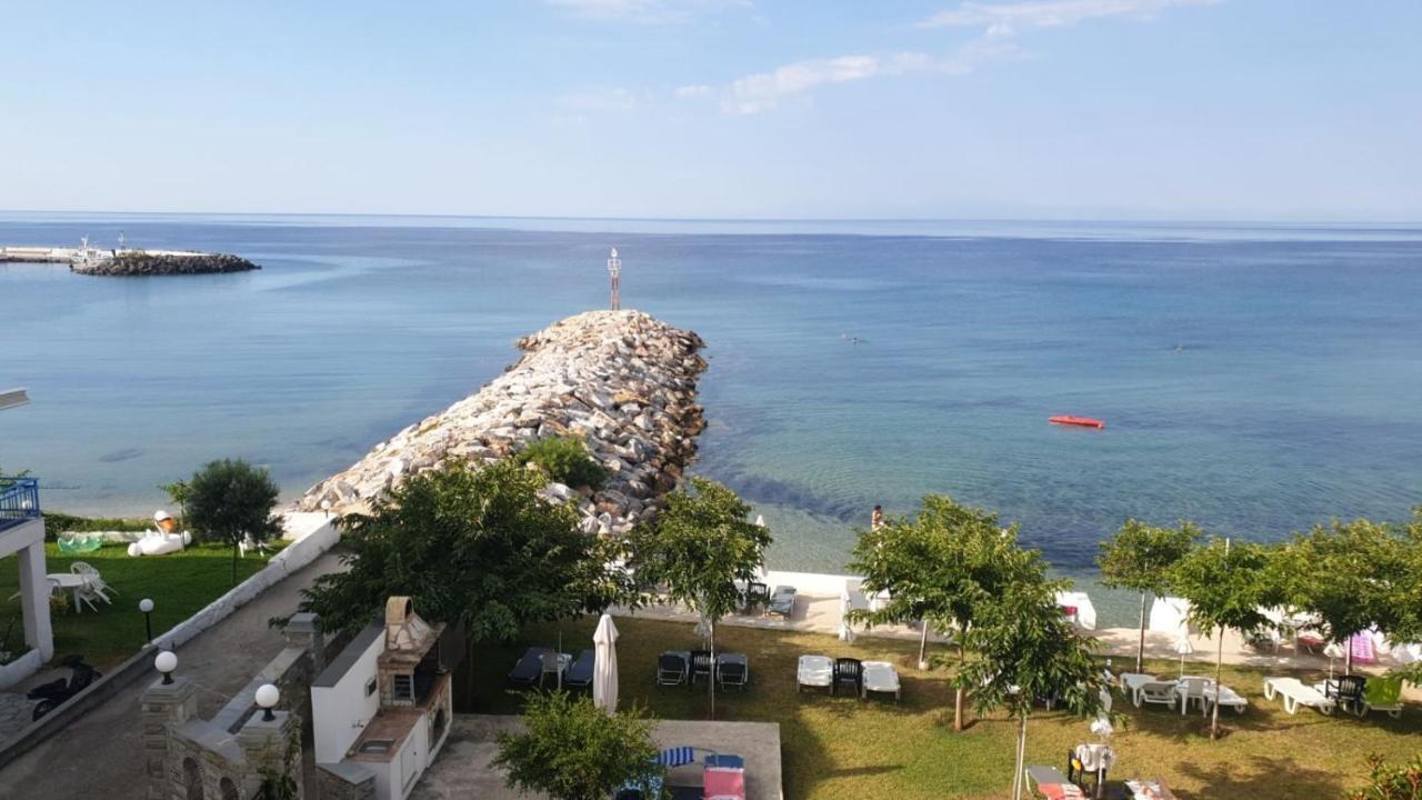 Aparthotel Pansion Alexandros By The Sea Nea Skioni Exterior foto
